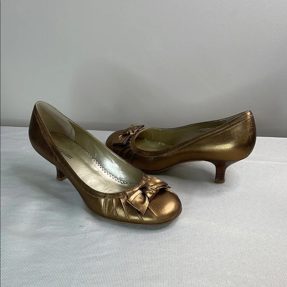 Naturalizer Bronze Metallic Kitten Heel Pumps Bow Toe Genuine Leather 8.5 - Picture 10 of 10